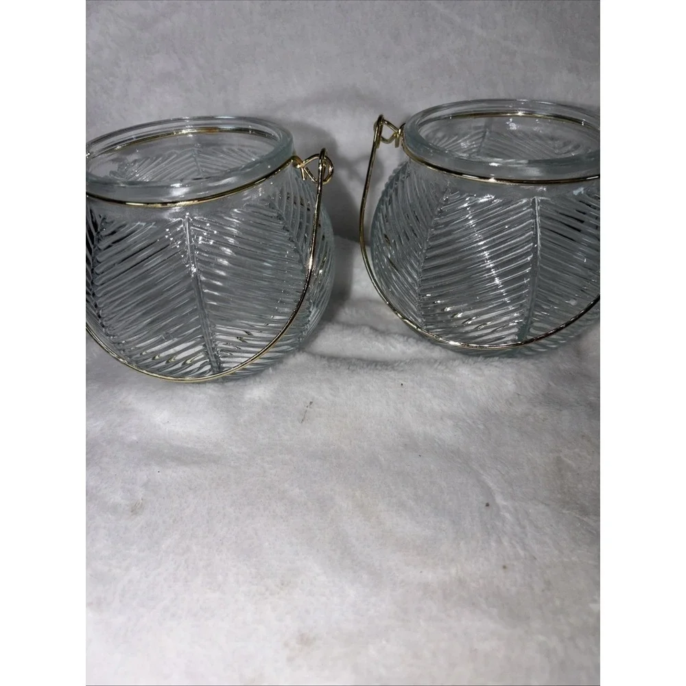 Set of 2 Clear Glass Votive Candle Holders Gold Wire Handles Leaf Texture Patio‎